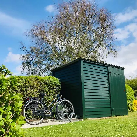 Holiday home Cu Bungalow Noordwijkerhout